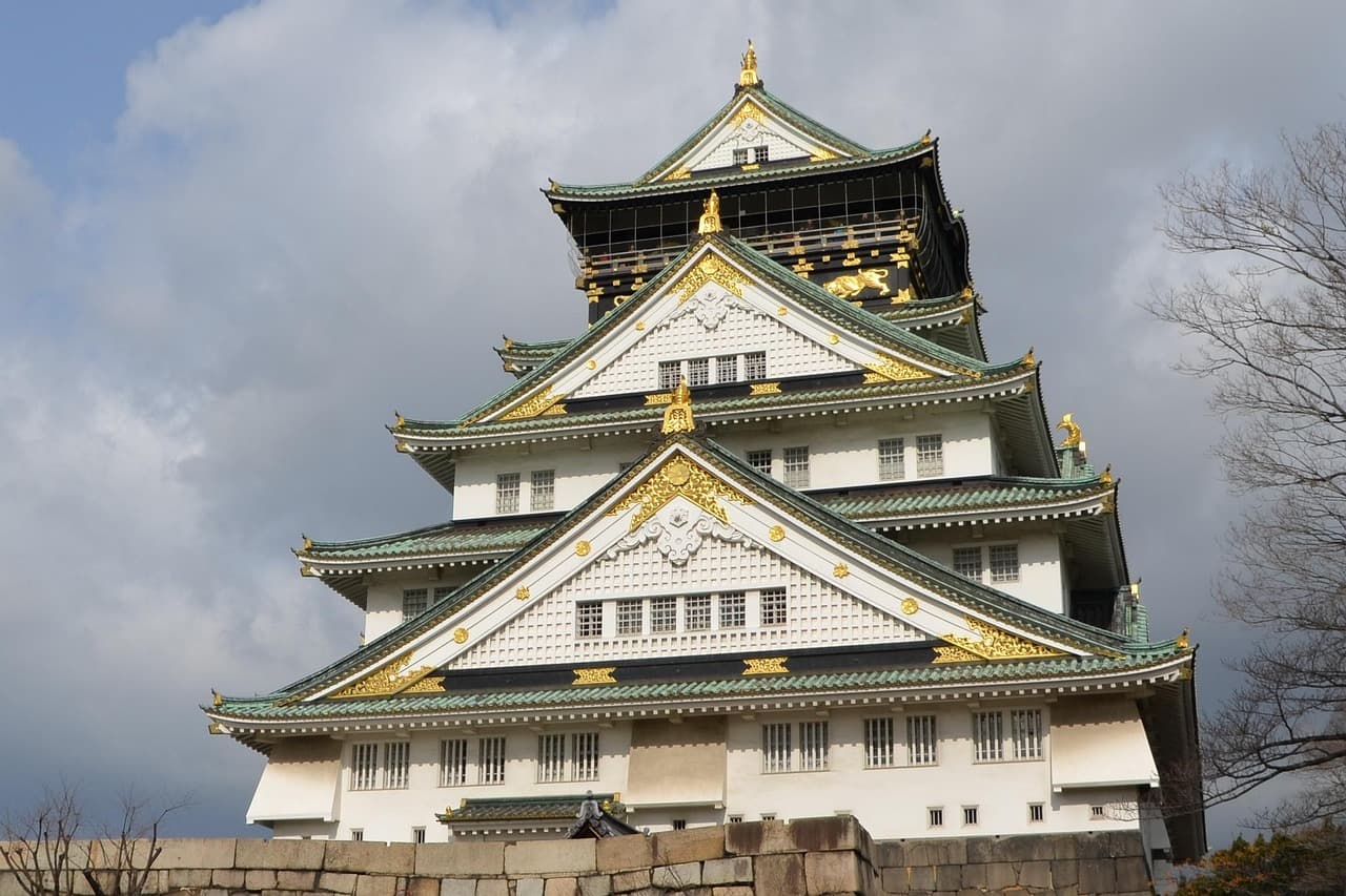 Osaka — Japan's Kitchen & Soul of Street Culture